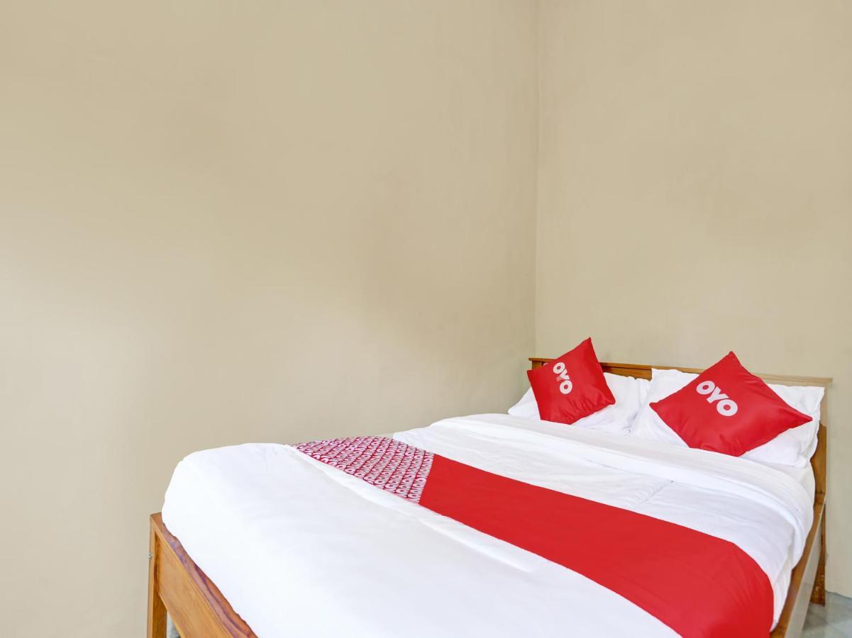 Oyo 91261 Cita Suraya Homestay Banyuwangi  Exterior foto